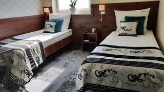 Отель Cynamon Новы-Сонч Двухместный номер с 2 отдельными кроватями-6